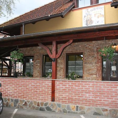 Guest House Klub Kovac Naklo Eksteriør billede